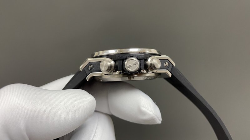 위블로 빅뱅 42mm 오토매틱 시계 001-287262