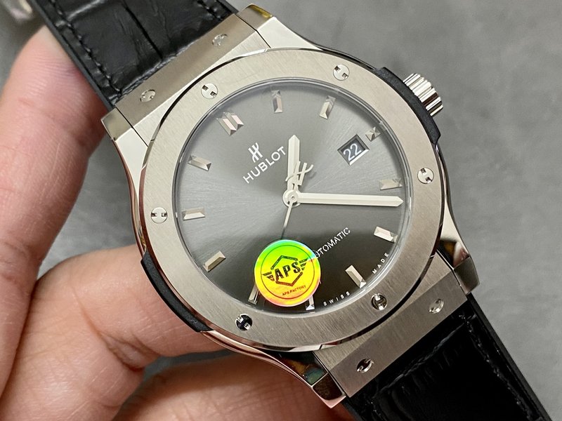 APS HUBLOT 클래식 퓨전 42mm 레플리카 시계 001-287264