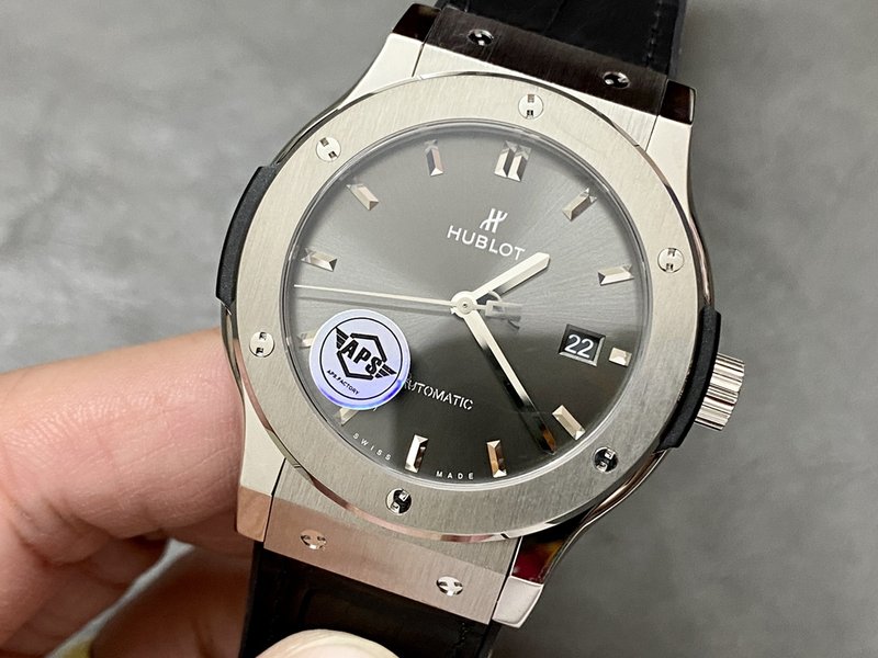APS HUBLOT 클래식 퓨전 42mm 레플리카 시계 001-287264
