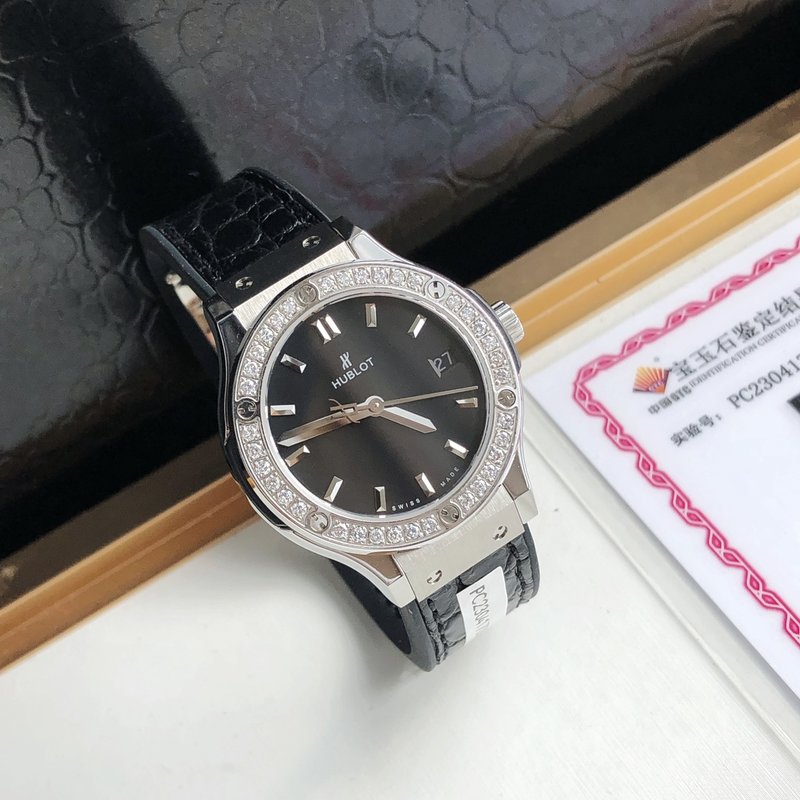 Hublot 클래식 퓨전 여성용 시계 33mm 001-287267