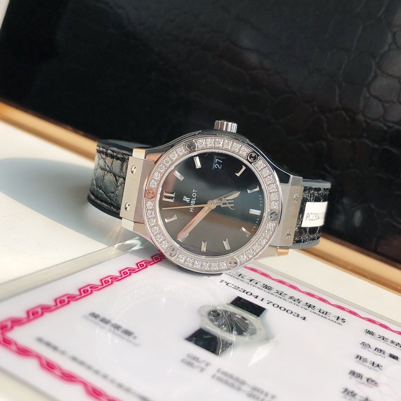 Hublot 클래식 퓨전 여성용 시계 33mm 001-287267