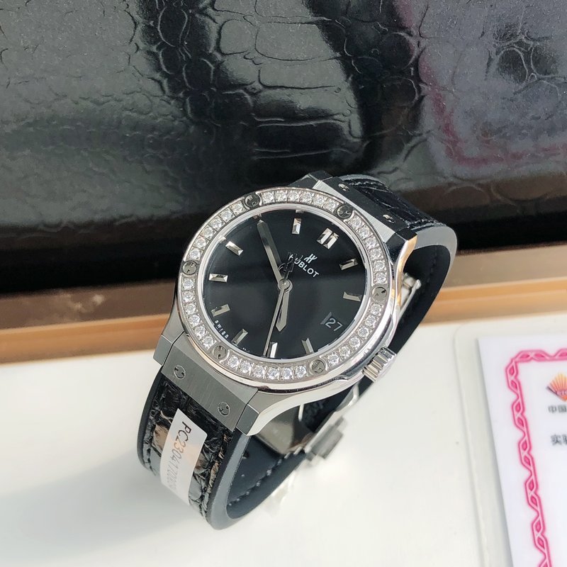 Hublot 클래식 퓨전 여성용 시계 33mm 001-287267