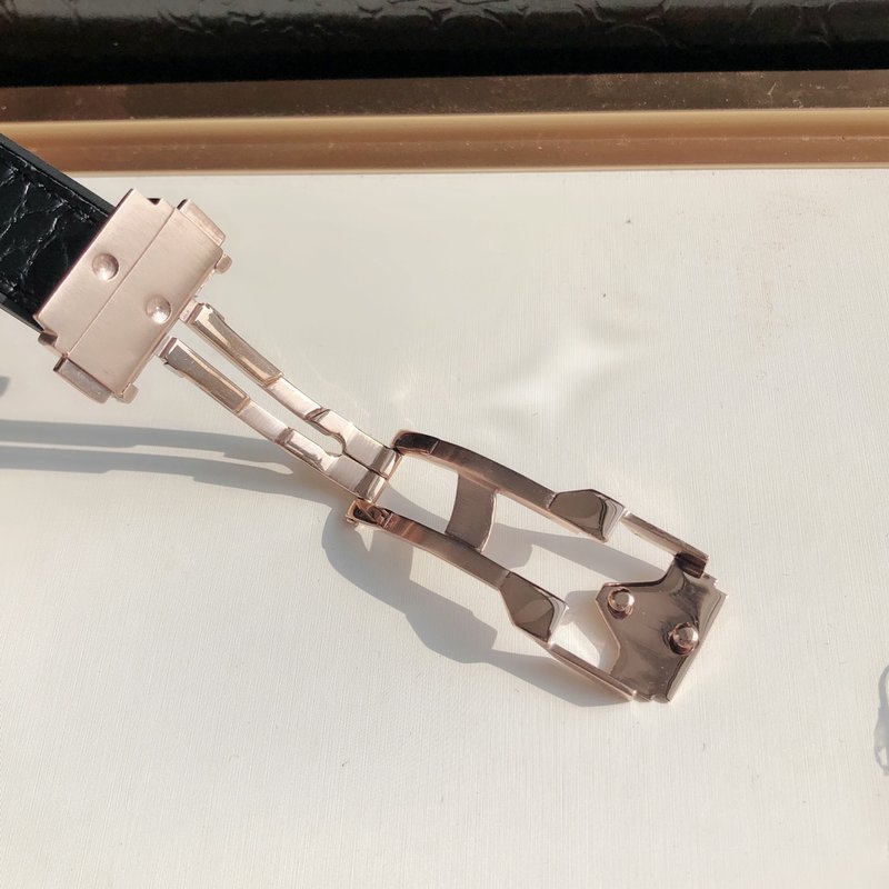 Hublot 클래식 퓨전 오리지널 다이아몬드 쿼츠 여성 001-287268