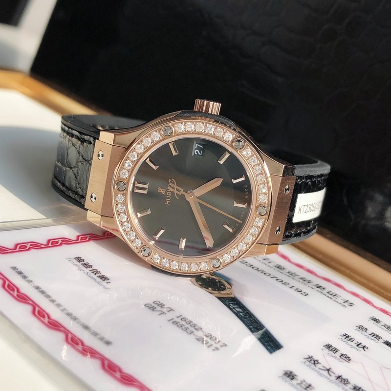 Hublot 클래식 퓨전 오리지널 다이아몬드 쿼츠 여성 001-287268